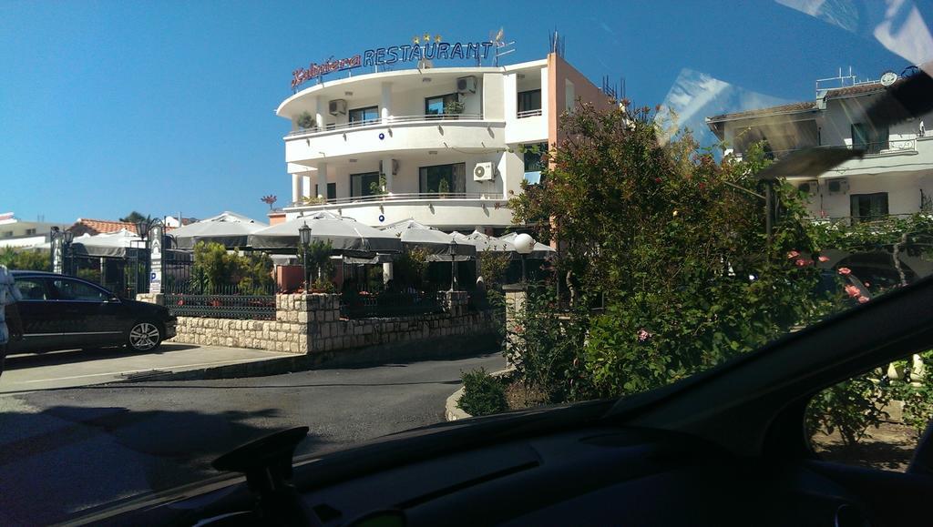 Apartments Lati Ulcinj Exterior foto